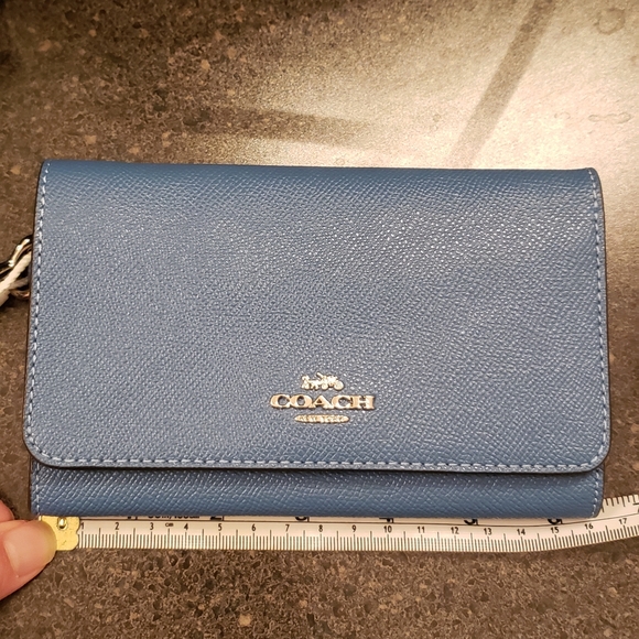 NEW Blue Coach Wallet - Picture 6 of 7